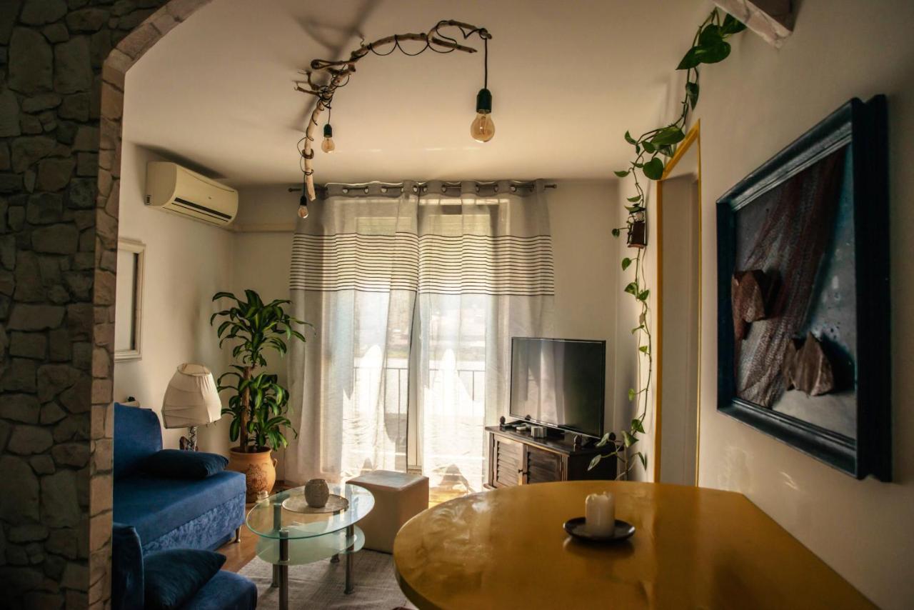 Ferienwohnung Urban Oaza Pula Exterior foto